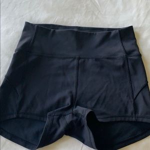 Lululemon black shorts